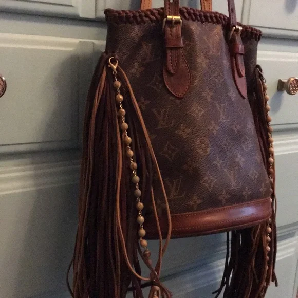 Authentic Louis Vuitton handbag - Picture 4 of 8